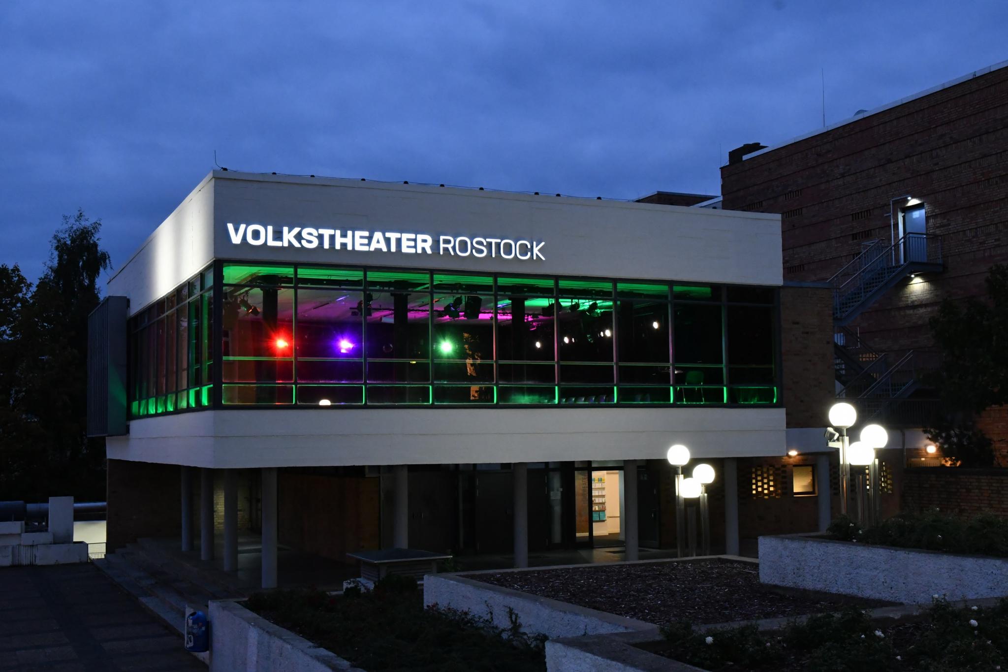 Volkstheater Theater-Werkstätten In 18055 Rostock-Stadtmitte – KCSKS